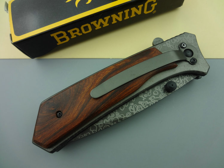 Browning 331 folding knife Damascus imitation grain UD50045